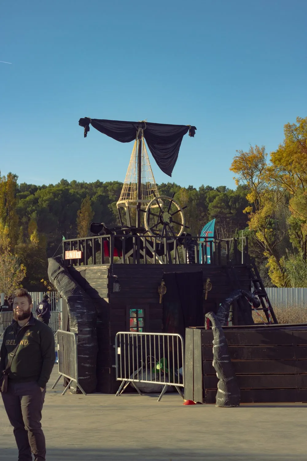Stand STAPS 2023 — Le bateau pirate